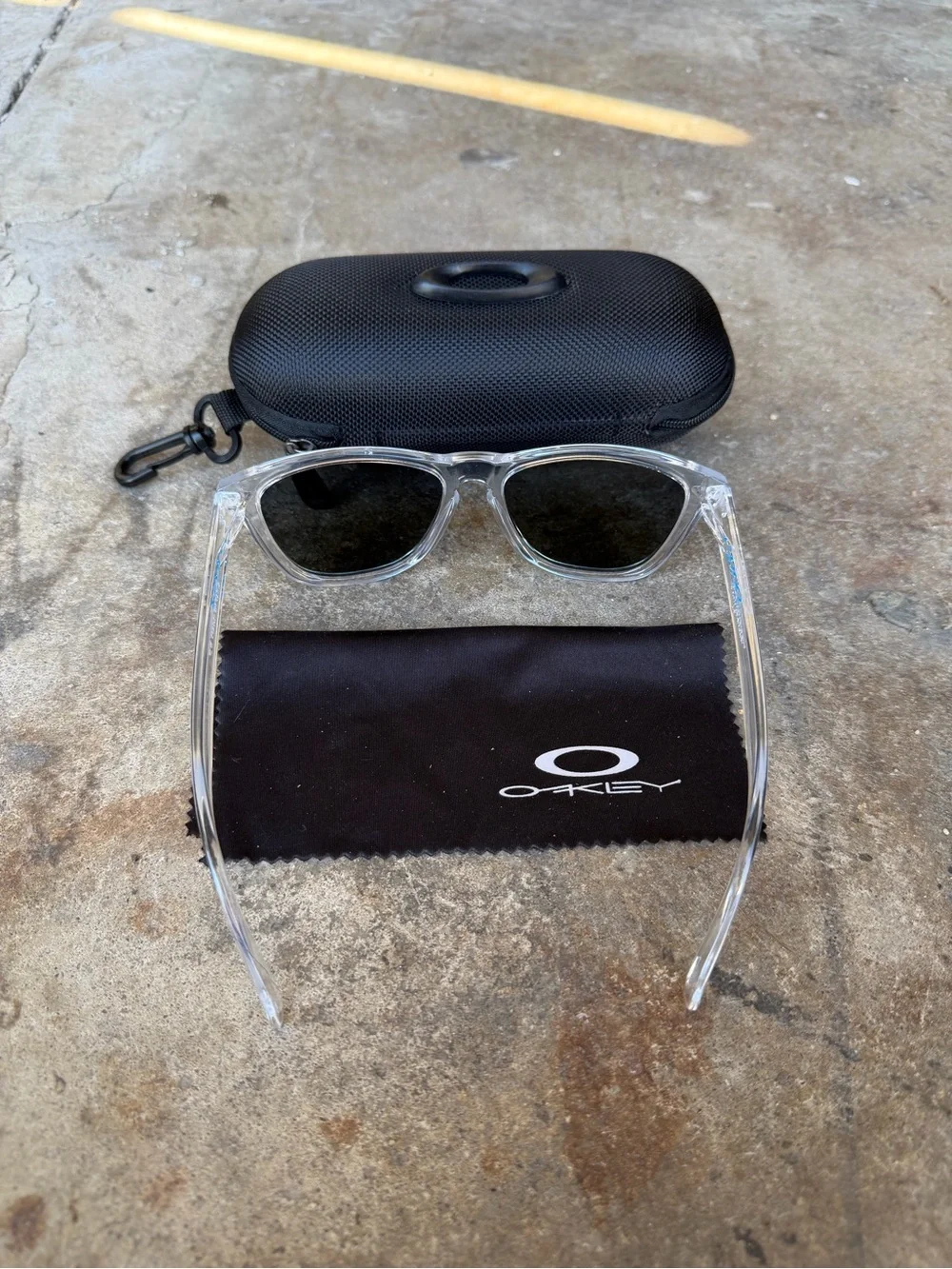 Oakley Frogskin Sunglasses Crystal Clear Violet Iridium Prizm Polarized Lens